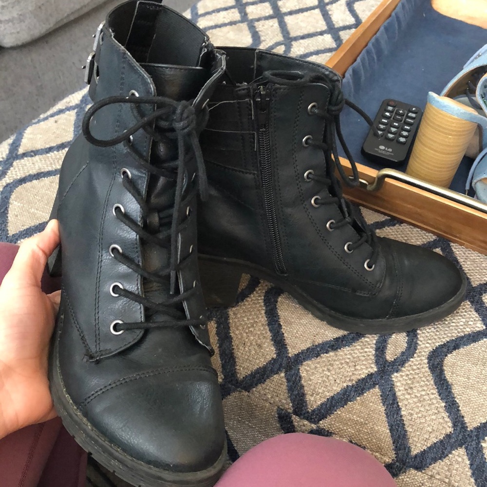 combat boots